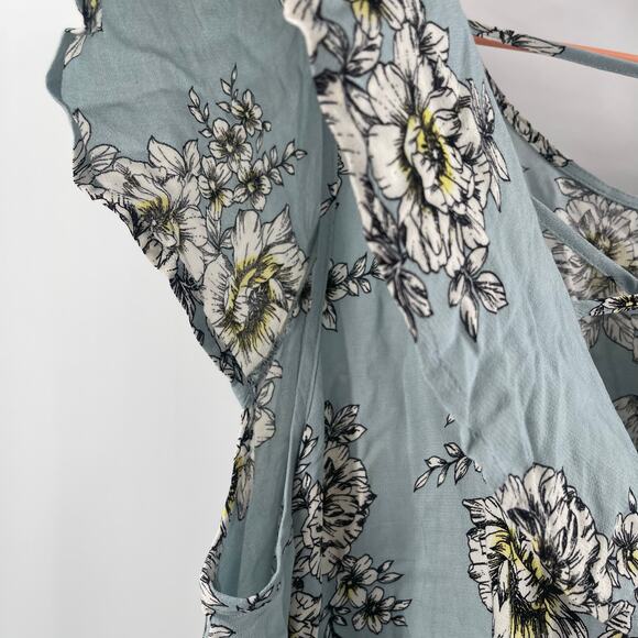 MAURICES Blouse Size 3 Plus Curvy Flora Flowy NWT Lattice Back Top Lightweight - Picture 13 of 16